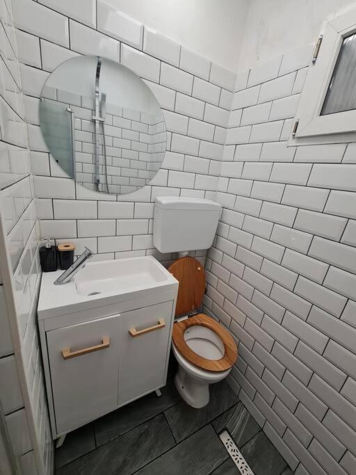 Garsoniera - Moderna - Timisoara Apartment Ngoại thất bức ảnh