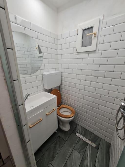Garsoniera - Moderna - Timisoara Apartment Ngoại thất bức ảnh